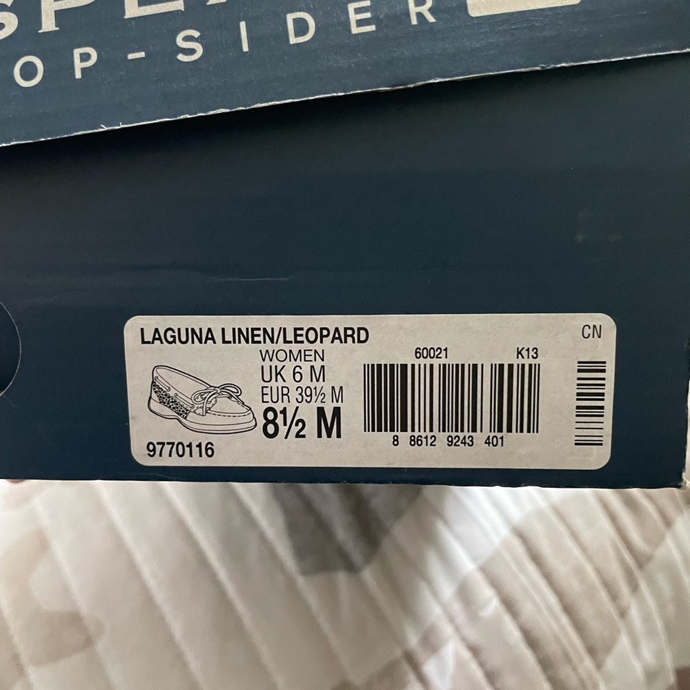 Sperry leopard print shoes. Size 8.5M. EUC.